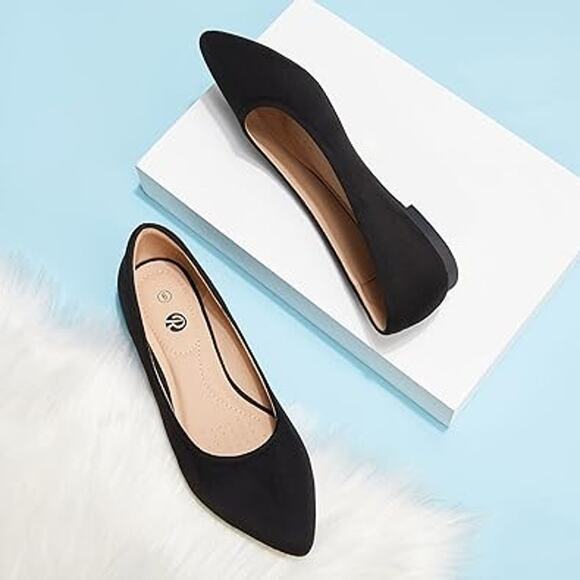 Rekayla Womens Size 5 Black Faux Suede Slide On Pointy Toe Ballet Flats Shoes - Picture 3 of 7